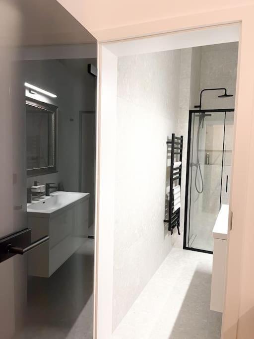 Capitol Deluxe Apartment Прага Екстер'єр фото